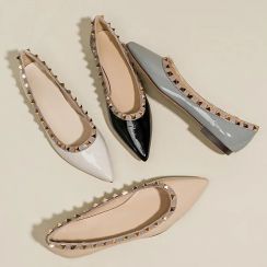 Fashion Point Toe Rivet Flat Shoes